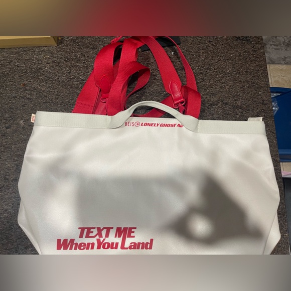 Beis lonely ghost tote - Picture 2 of 5